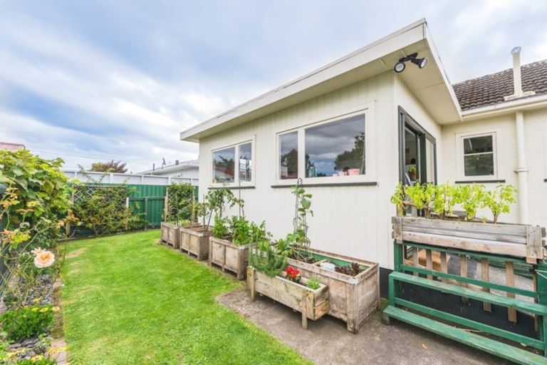 Photo of property in 6 Perham Place, Aramoho, Whanganui, 4500