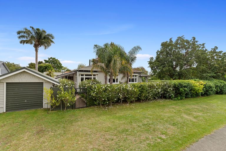 Photo of property in 28 Waikato Esplanade, Ngaruawahia, 3720