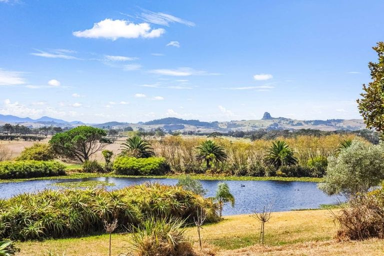 Photo of property in 225 Turkey Flat Road, Te Kopuru, 0391