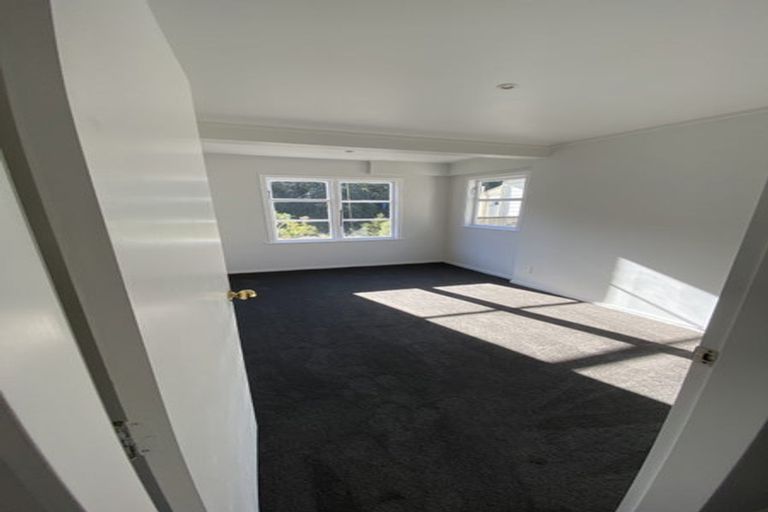 Photo of property in 183 Glenmore Street, Kelburn, Wellington, 6012