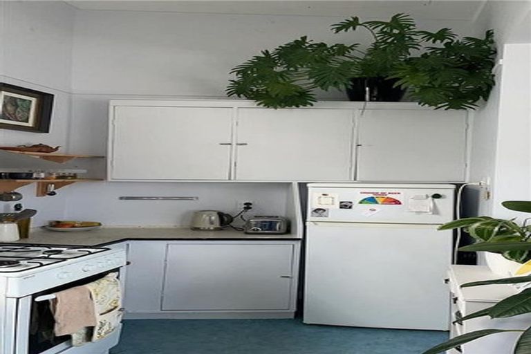 Photo of property in 23 Nairn Street, Mount Cook, Wellington, 6011