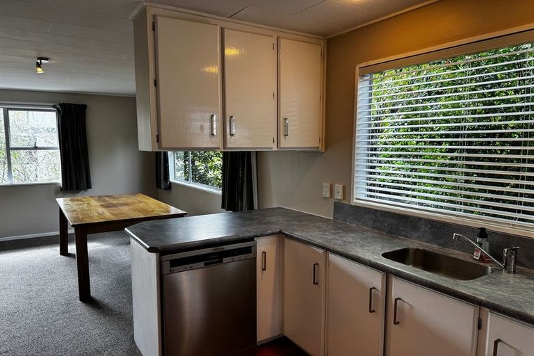 Photo of property in 4/462 Stokes Valley Road, Stokes Valley, Lower Hutt, 5019