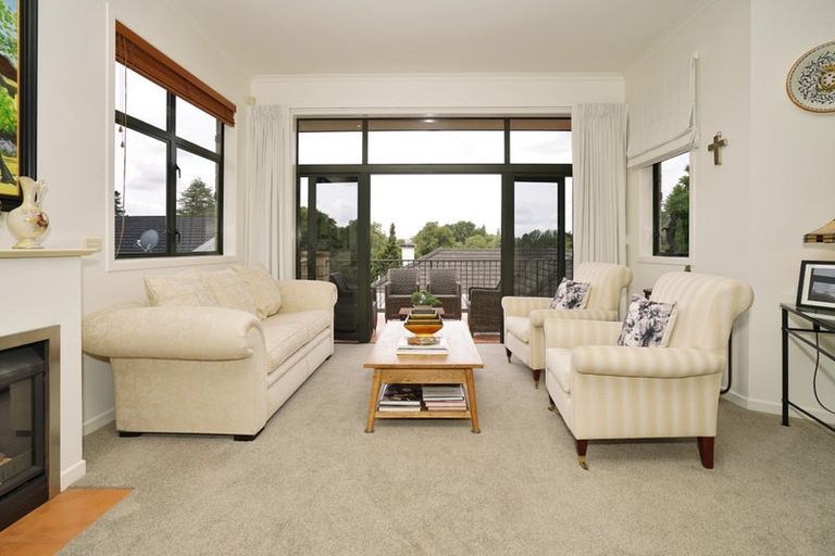 Photo of property in 7b Saint Andrews Terrace, St Andrews, Hamilton, 3200