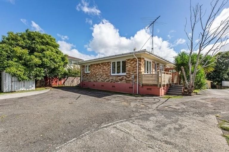 Photo of property in 1/6a View Road, Papakura, 2110