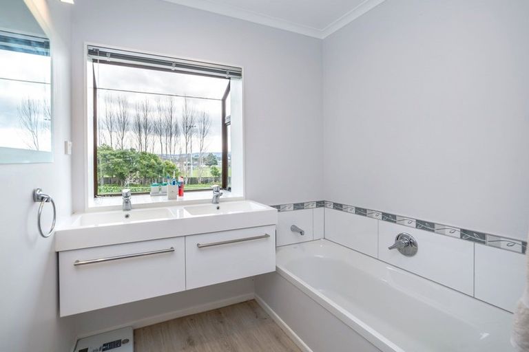 Photo of property in 1 Tudor Road, Pahiatua, 4910