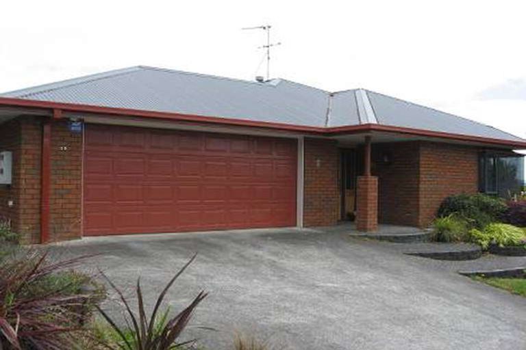 Photo of property in 61b Prospect Terrace, Pukekohe, 2120