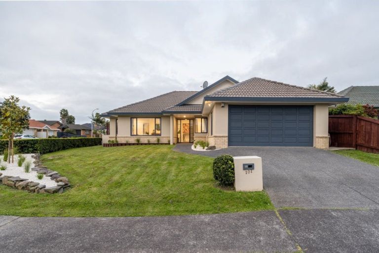 Photo of property in 101 Westerham Drive, Dannemora, Auckland, 2016
