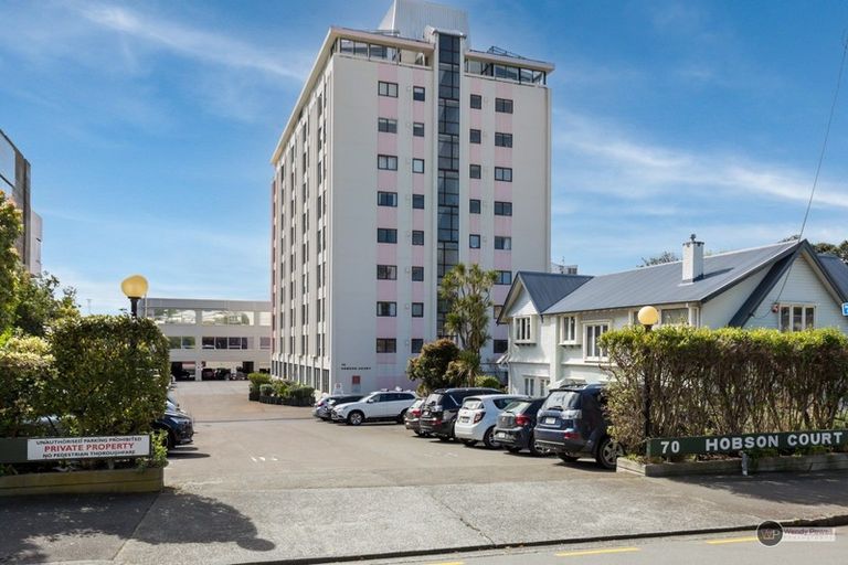 Photo of property in Hobson Court Flats, 58/70 Hobson Street, Thorndon, Wellington, 6011