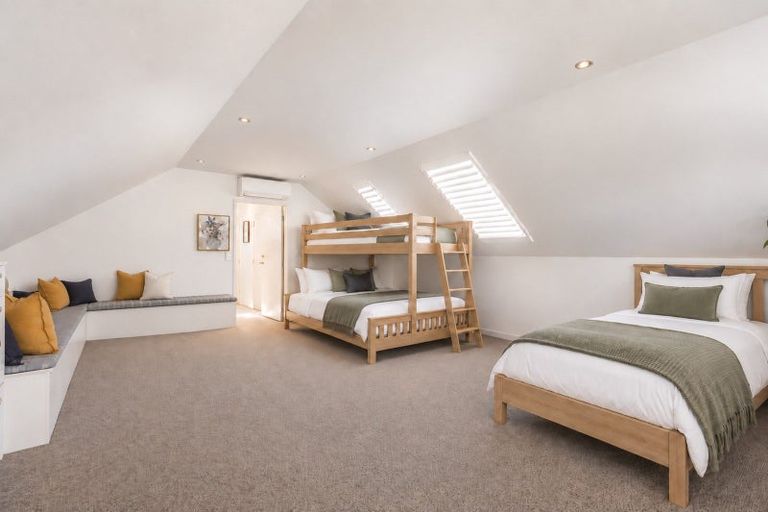 Photo of property in 31 Matheson Crescent, Albert Town, Wanaka, 9305