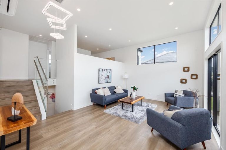 Photo of property in 34a Maraeariki Avenue, Orewa, 0931