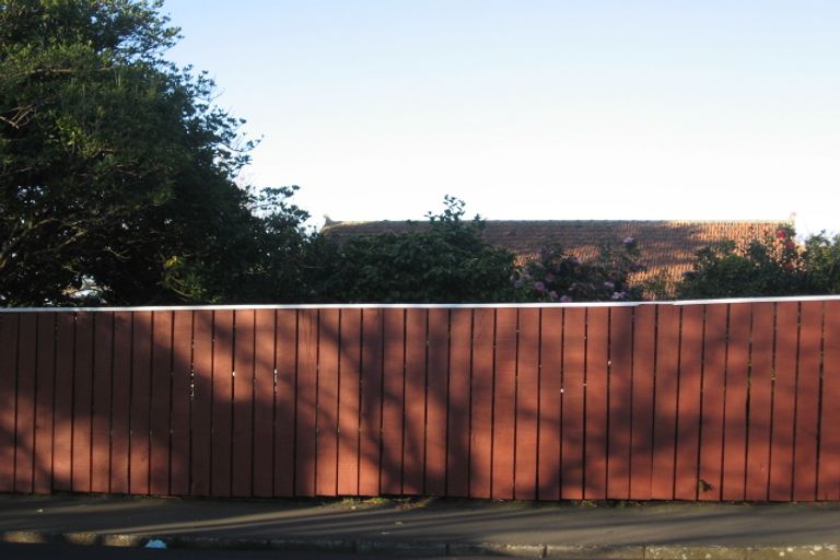 Photo of property in 8 Fancourt Street, Karori, Wellington, 6012