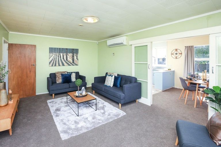 Photo of property in 12 Sunnyside Road, Nawton, Hamilton, 3200