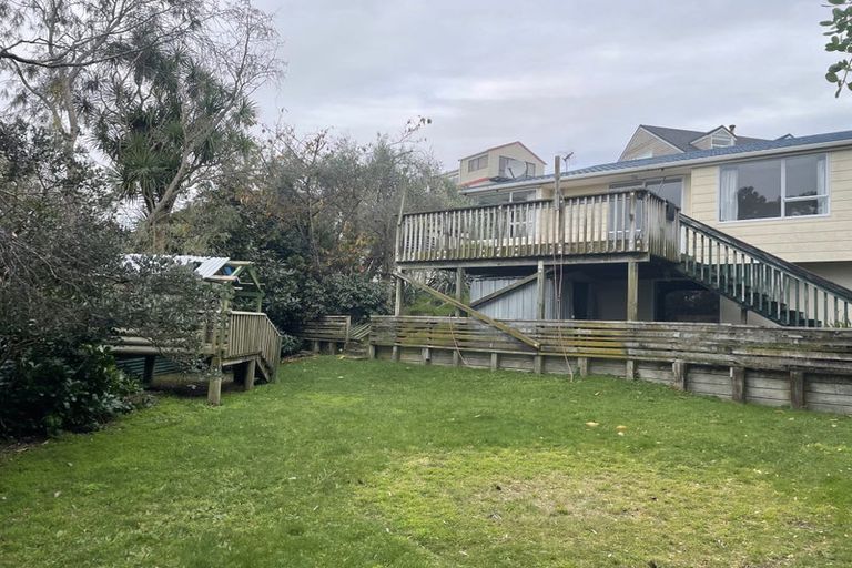 Photo of property in 165 Weggery Drive, Waikanae Beach, Waikanae, 5036
