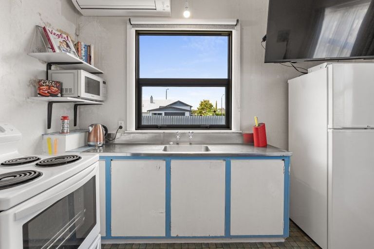 Photo of property in 645 Ferguson Street, Terrace End, Palmerston North, 4410