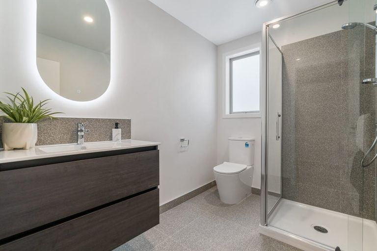 Photo of property in 34 Metoriti Crescent, Karaka, 2124