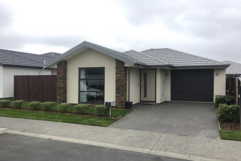 Photo of property in 7 Robalan Close, Halswell, Christchurch, 8025