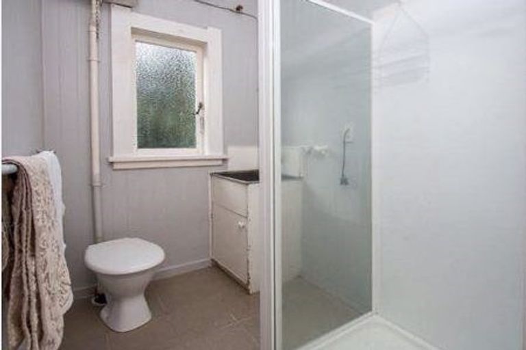 Photo of property in 2/191 Park Road, Grafton, Auckland, 1023