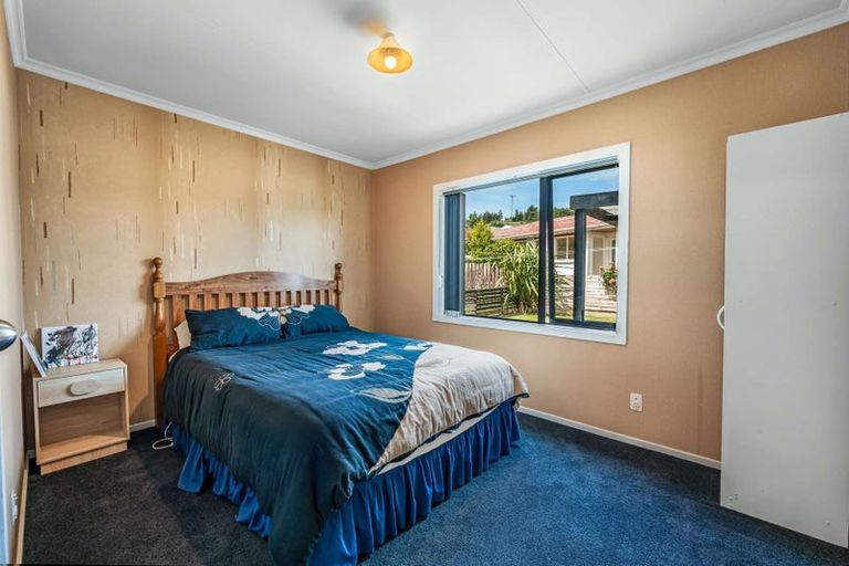 Photo of property in 83 Walker Crescent, East Gore, Gore, 9710