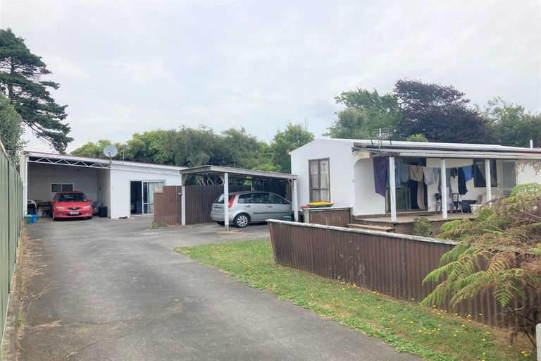 Photo of property in 15a Brookes Terrace, Waitara, 4320