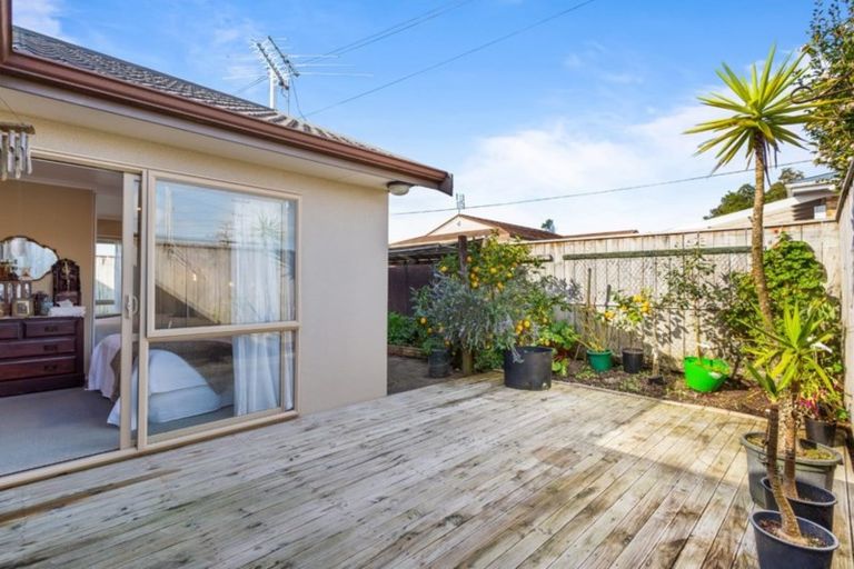 Photo of property in 35a Shirley Avenue, Papakura, 2110
