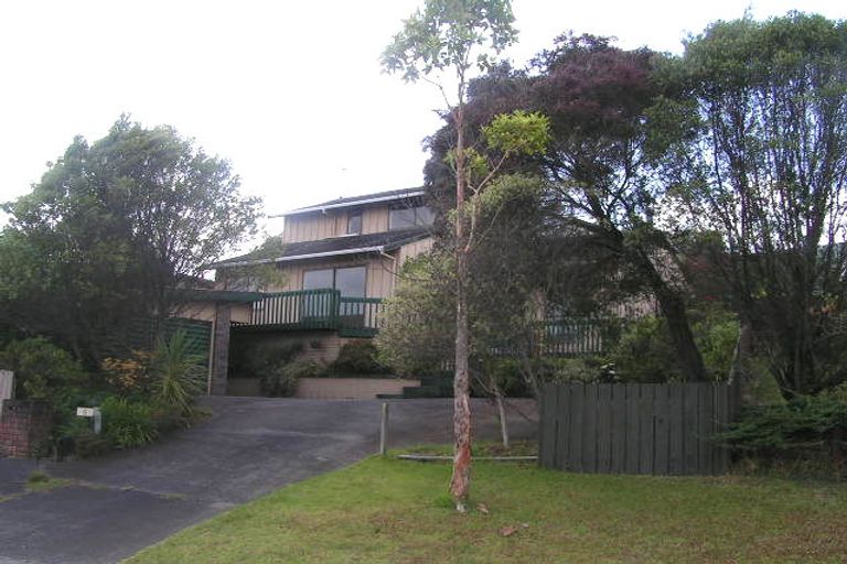 Photo of property in 5 Baltimore Place, Forrest Hill, Auckland, 0620