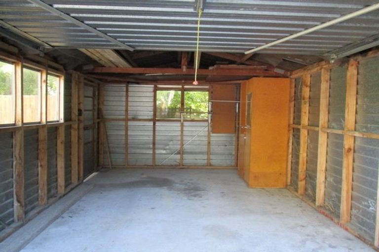 Photo of property in 12 Hooker Avenue, Bryndwr, Christchurch, 8053