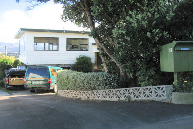 Photo of property in 45 Nevay Road, Miramar, Wellington, 6022