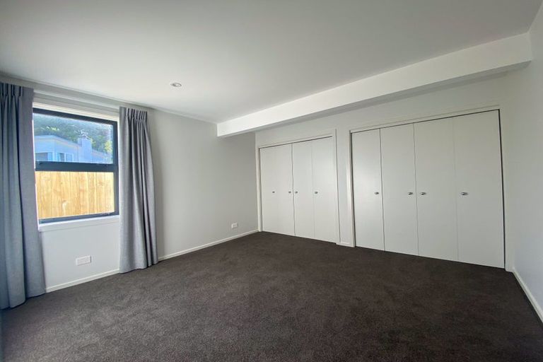 Photo of property in 37 Priscilla Crescent, Kingston, Wellington, 6021