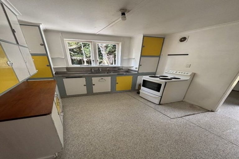 Photo of property in 88 Motutara Road, Muriwai, Waimauku, 0881