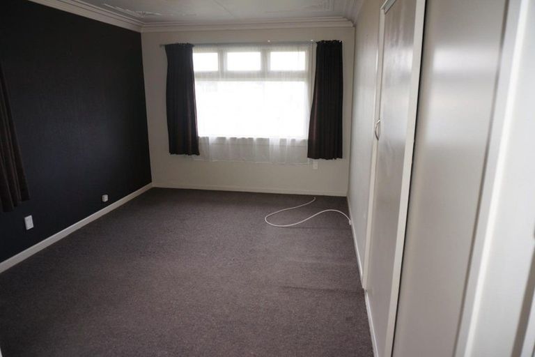 Photo of property in 52 Lowe Street, Avenal, Invercargill, 9810