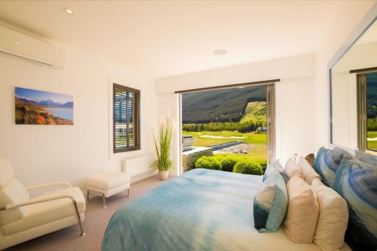 Photo of property in 5 Ogilvie Lane, Arrowtown, 9371