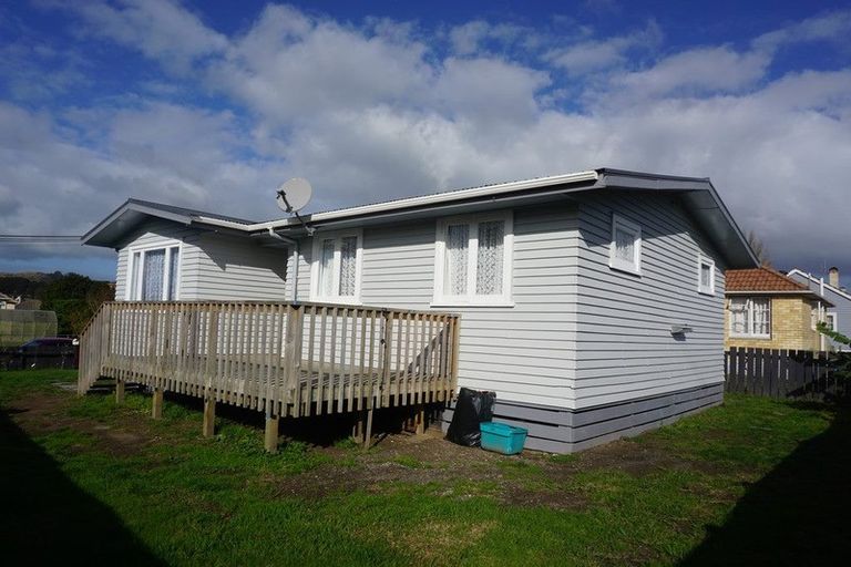 Photo of property in 2 Armstrong Street, Huntly, 3700