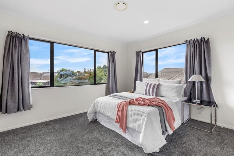 Photo of property in 16 Innisowen Place, Flat Bush, Auckland, 2019