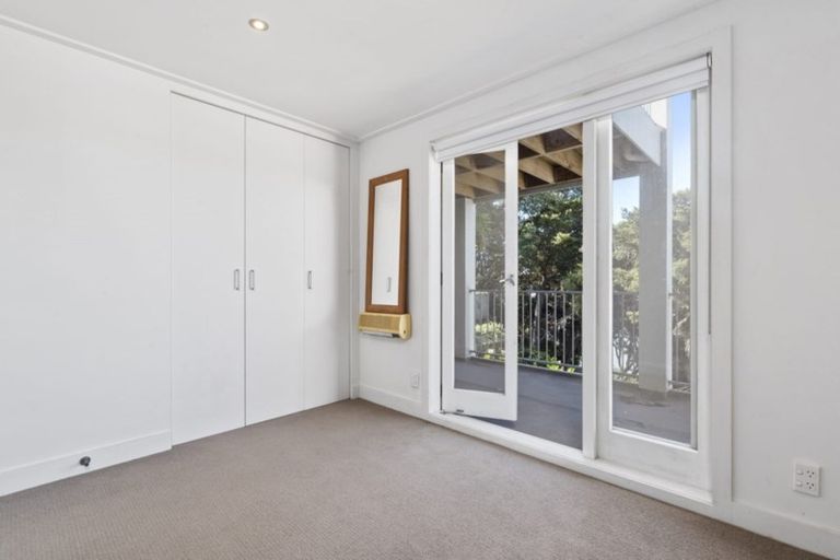 Photo of property in 69 Norwood Road, Bayswater, Auckland, 0622