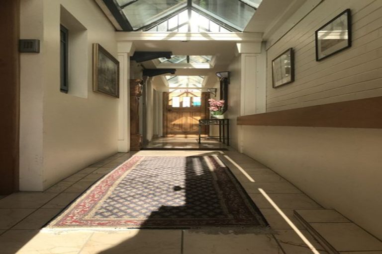 Photo of property in 1/154 Oriental Parade, Oriental Bay, Wellington, 6011