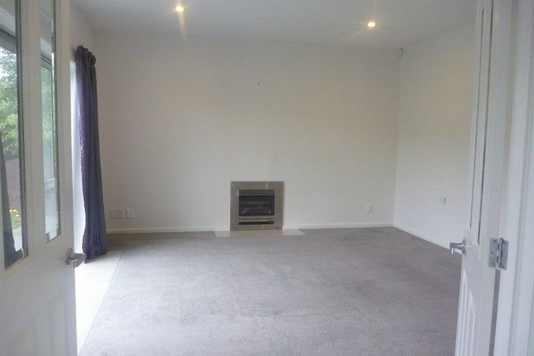 Photo of property in 2 Plynlimon Road, Fendalton, Christchurch, 8052