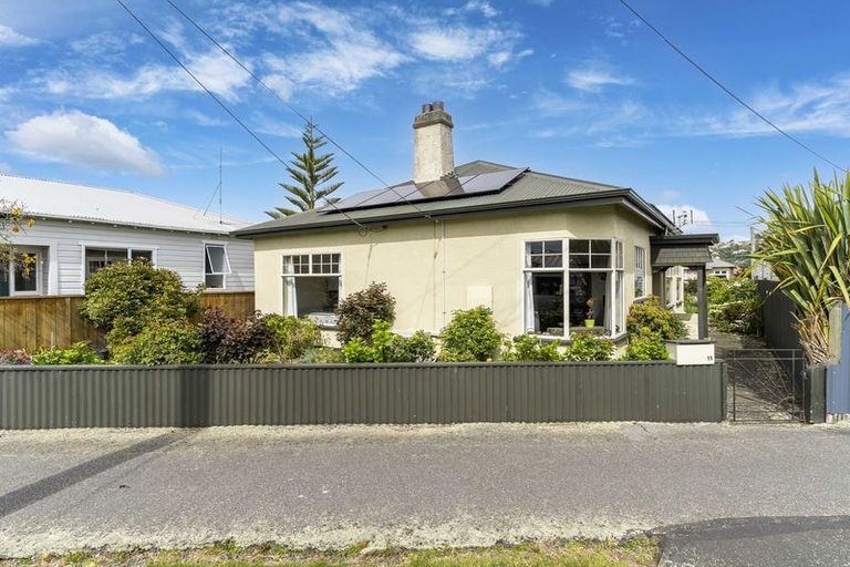 Photo of property in 11 Hargest Crescent, Saint Kilda, Dunedin, 9012