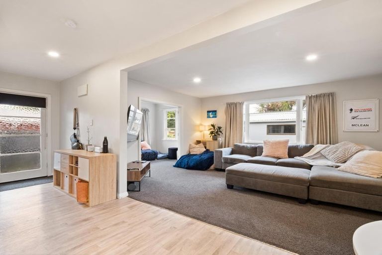 Photo of property in 1/53 Cutts Road, Russley, Christchurch, 8042