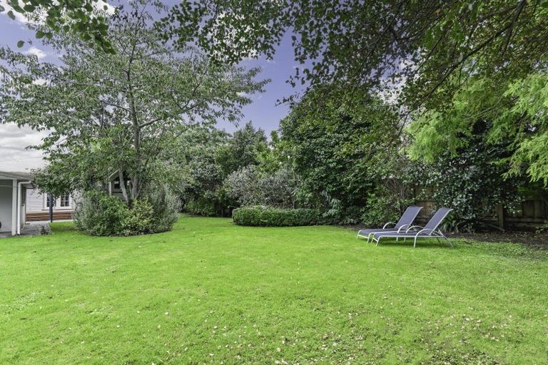 Photo of property in 104 Duchess Crescent, Mayfair, Hastings, 4122