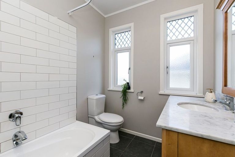 Photo of property in 47 Ponsonby Road, Karori, Wellington, 6012