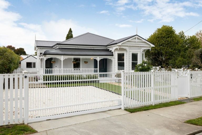 Photo of property in 114 Victoria Street, Cambridge, 3434