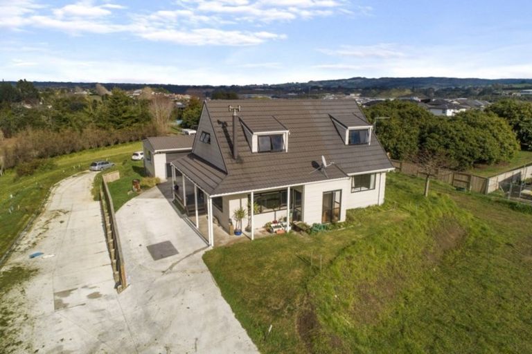 Photo of property in 8 Lily Way, Pyes Pa, Tauranga, 3112