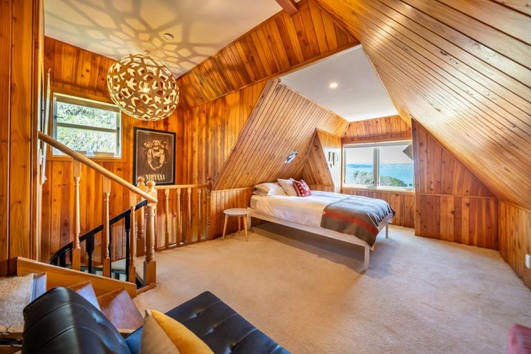 Photo of property in 12 Cheviot Road, Lowry Bay, Lower Hutt, 5013