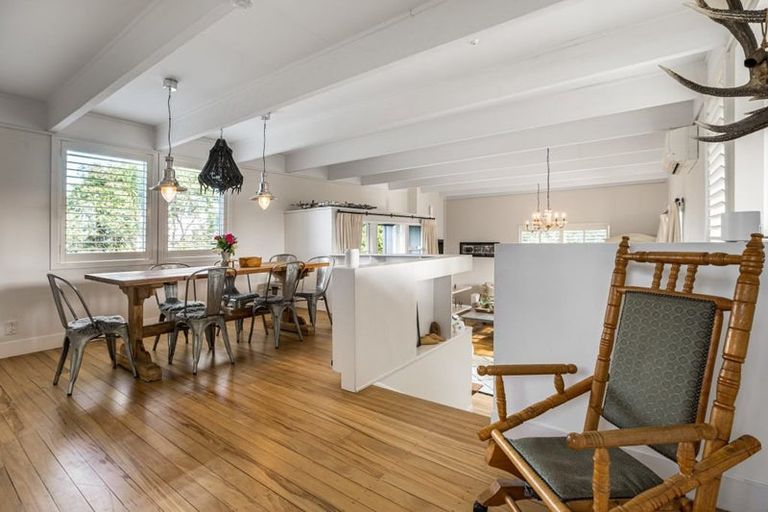 Photo of property in 2/13 Waitemata Road, Hauraki, Auckland, 0622