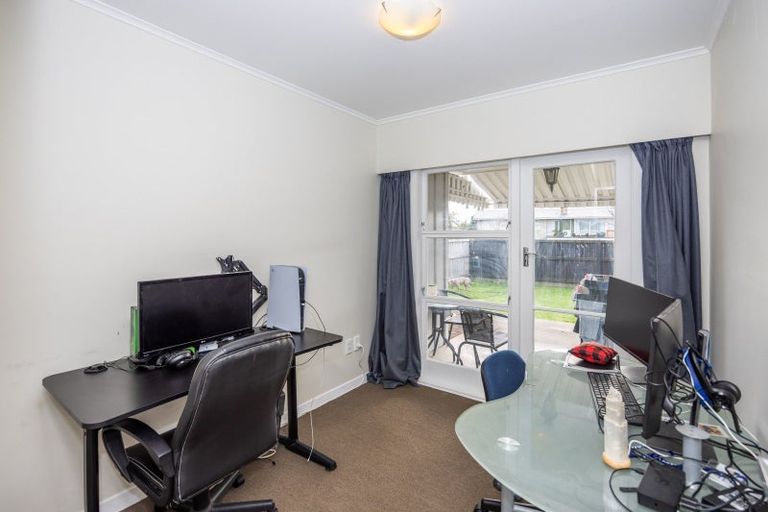 Photo of property in 74 Vardon Road, St Andrews, Hamilton, 3200