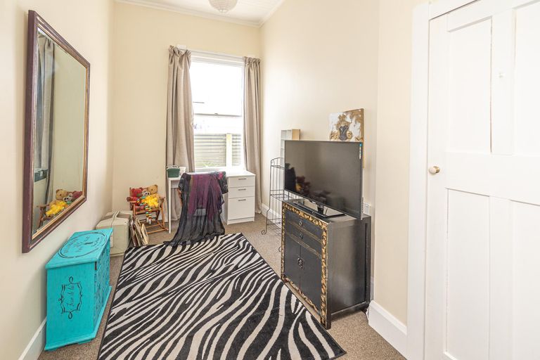 Photo of property in 72 Niblett Street, Whanganui, 4500