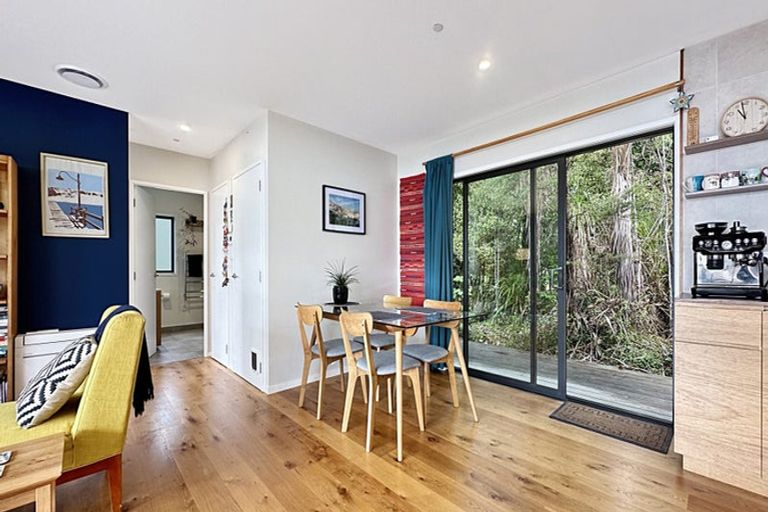 Photo of property in 144 Opanuku Road, Henderson Valley, Auckland, 0612