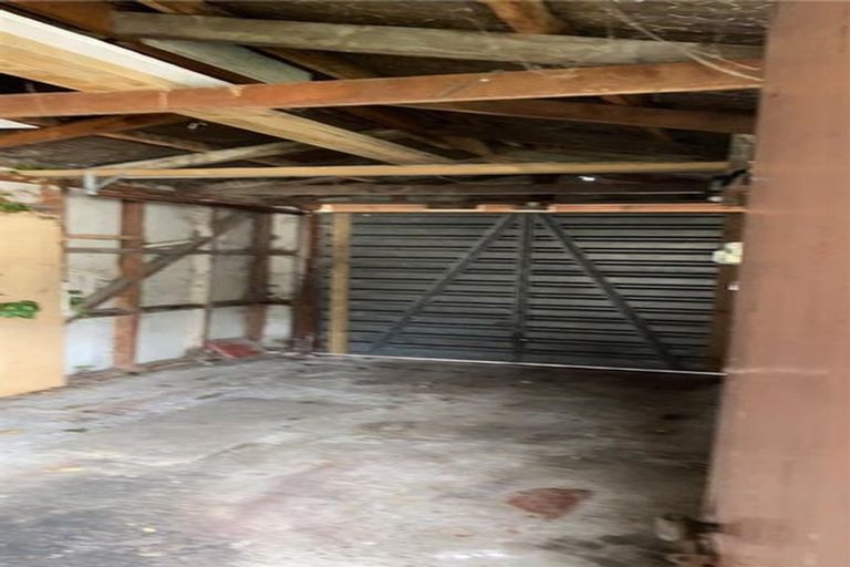 Photo of property in 32 Curletts Road, Sockburn, Christchurch, 8042