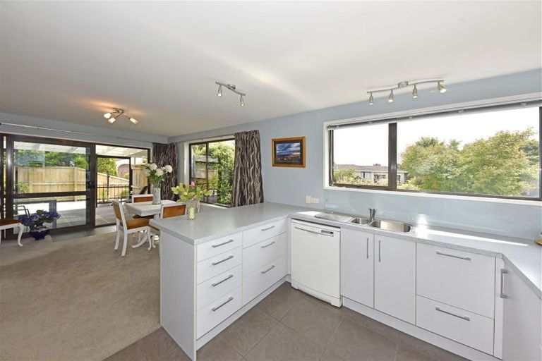 Photo of property in 11 Dalrye Place, Ilam, Christchurch, 8041