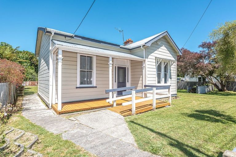 Photo of property in 17 London Street, Aramoho, Whanganui, 4500